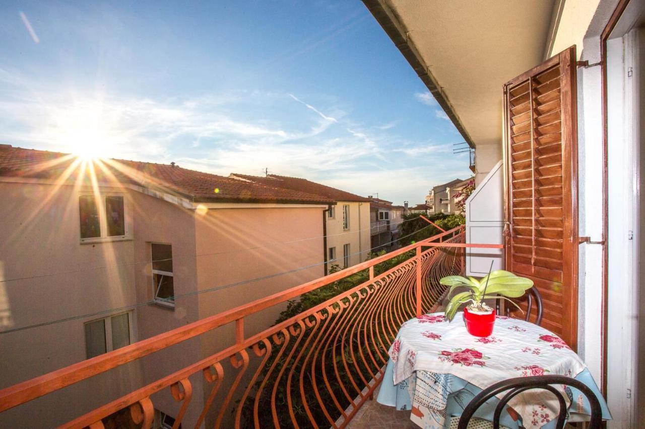 Apartments Nuic 748 Makarska Exterior photo