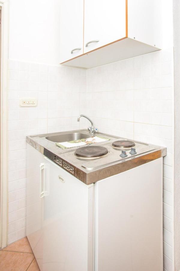 Apartments Nuic 748 Makarska Exterior photo