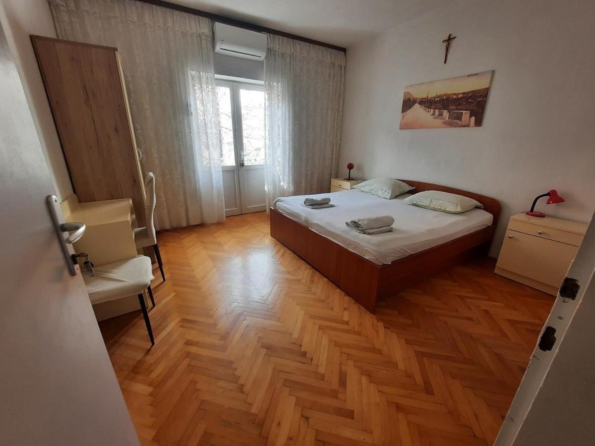 Apartments Nuic 748 Makarska Exterior photo